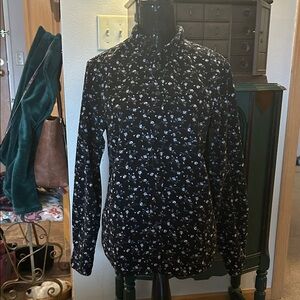Old Navy Black and White Floral Patterned Shirt